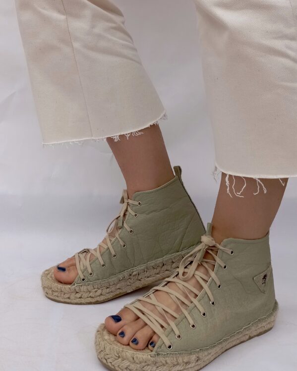 SANDALIAS PIÑATEX CORDONES